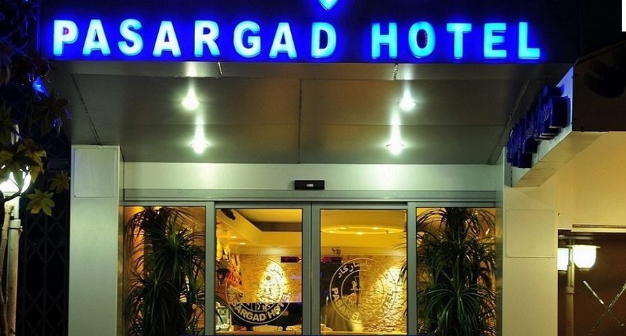iiBookingBL1.Models.mHotelInfo?.Name
