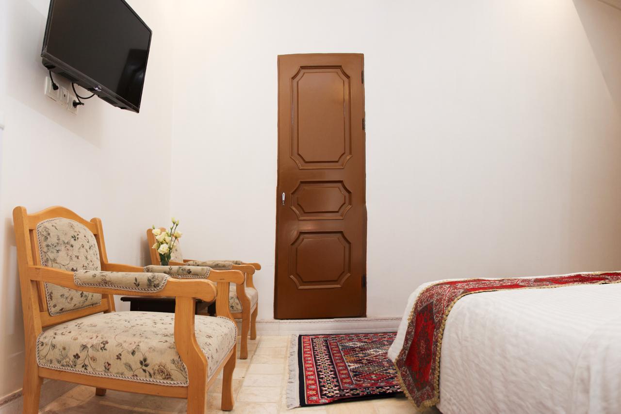 اتاق سينگل پايين